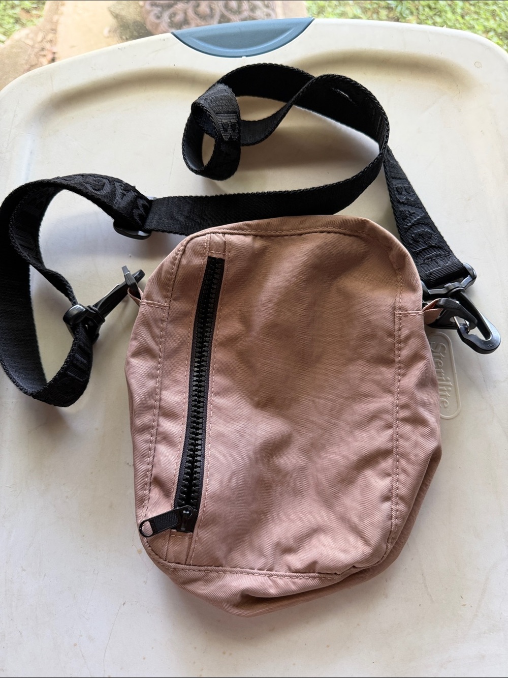 BAGGU crossbody bag